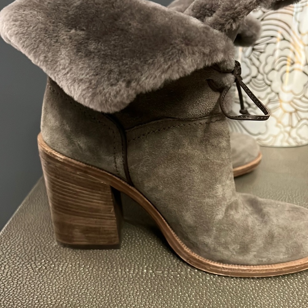 Suede ugg jerene lace up heels
